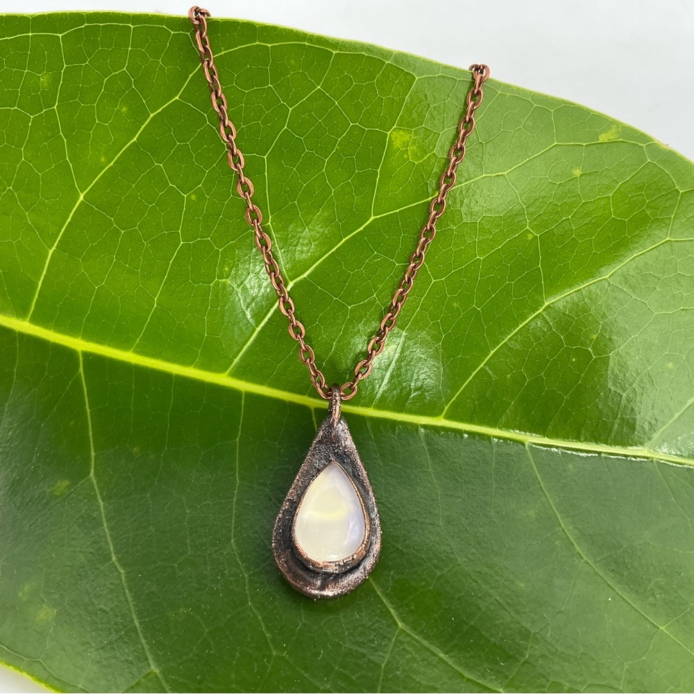 Necklace Copper Pendant Moonstone Gem Stone Handmade Jewelry 18” Chain Metal